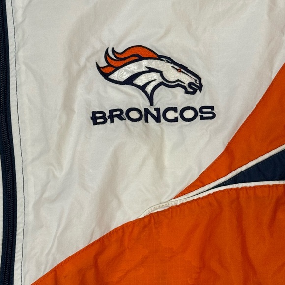 Pro Player Broncos Jacket Winter Coat Men’s XL Team Logo White/Blue/Orange - Picture 5 of 6